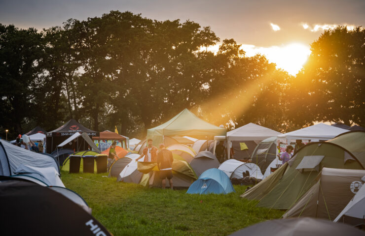 Sonnenuntergang beim appletree garden festival 2025